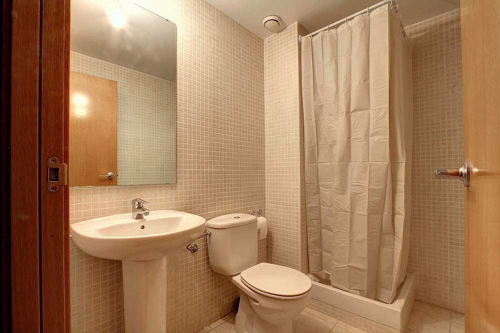 Shared Dormitory, 1 Bedroom photo 2