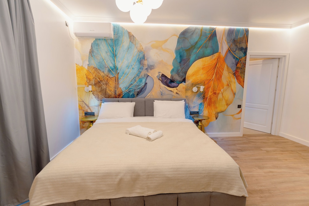 Deluxe Double Room, Garden View