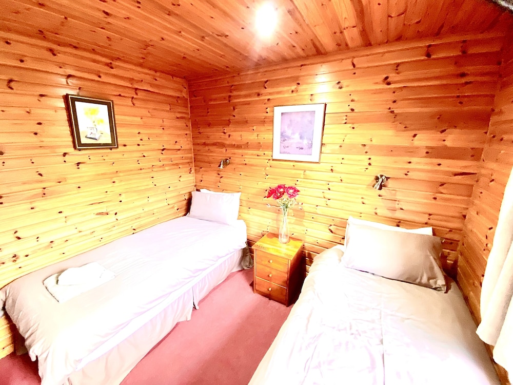 Cabin, Private Bathroom