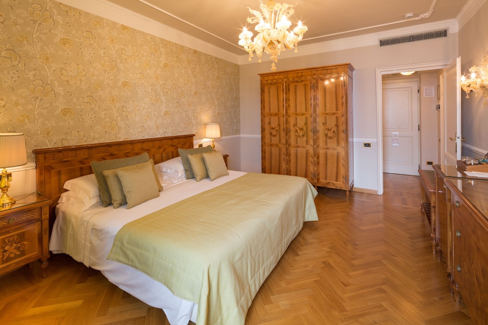 Double Room, Sea View - Photo 4