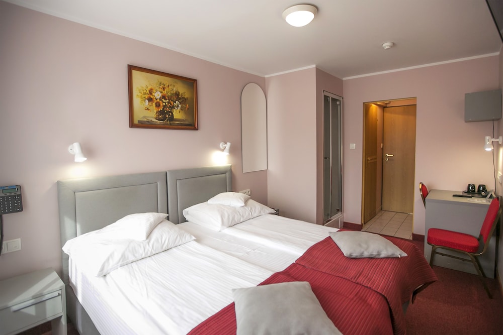 Comfort Double Or Twin Room, 1 Queen Bed, Non Smoking photo 1