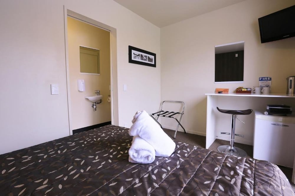 Flash - Packer Double Room (Ensuite) photo 3