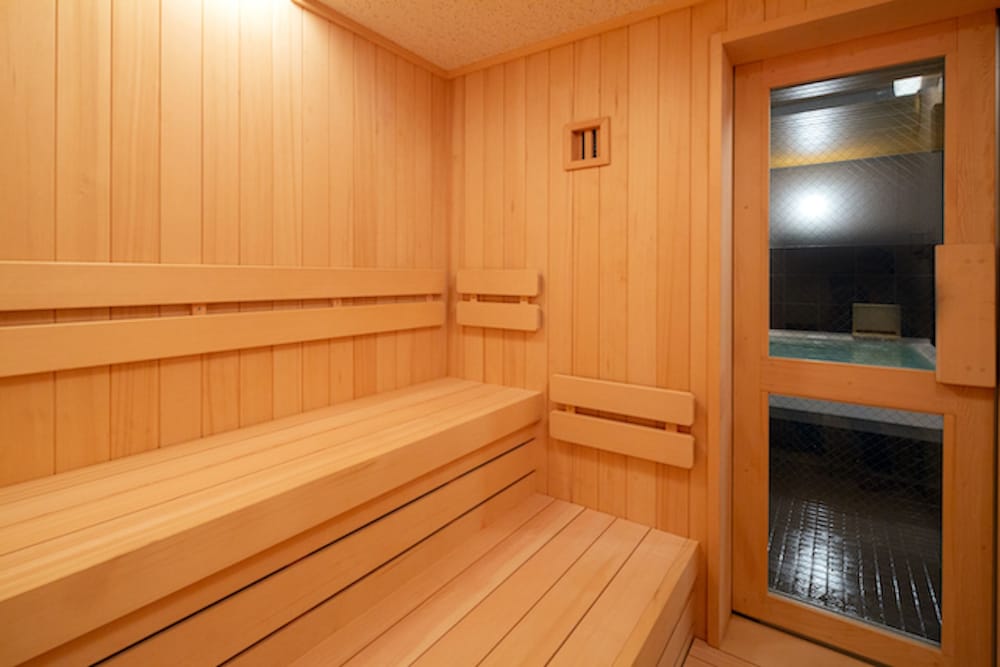 Basic Shared Dormitory, Men only, Non Smoking photo 3