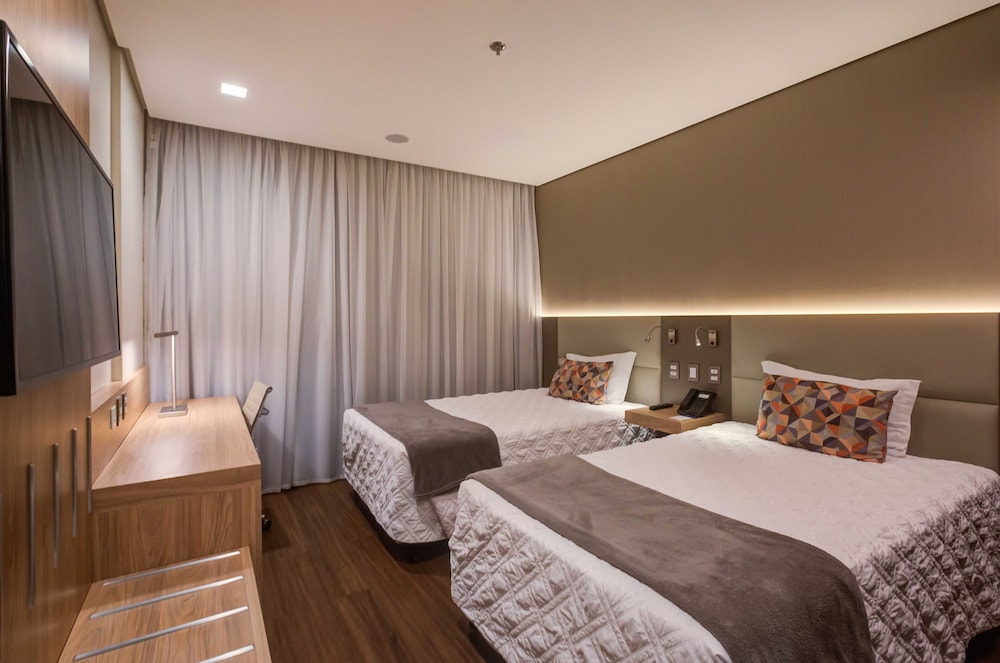 Superior Room, Multiple Beds - Photo 2