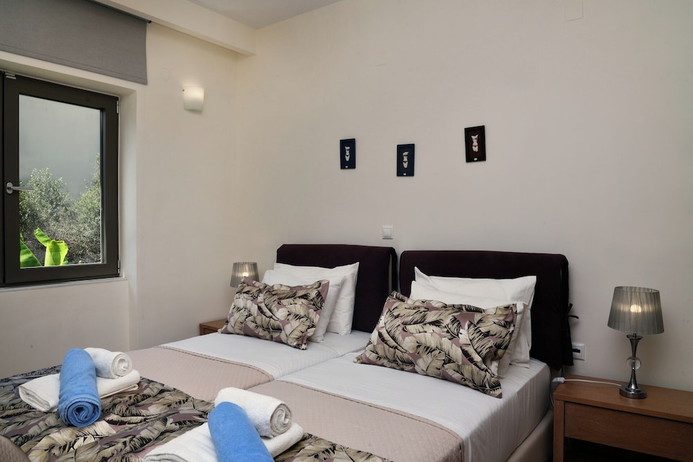 Villa, 3 Bedrooms, Garden View