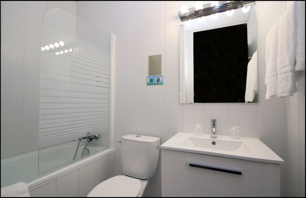 Double Room - Photo 3