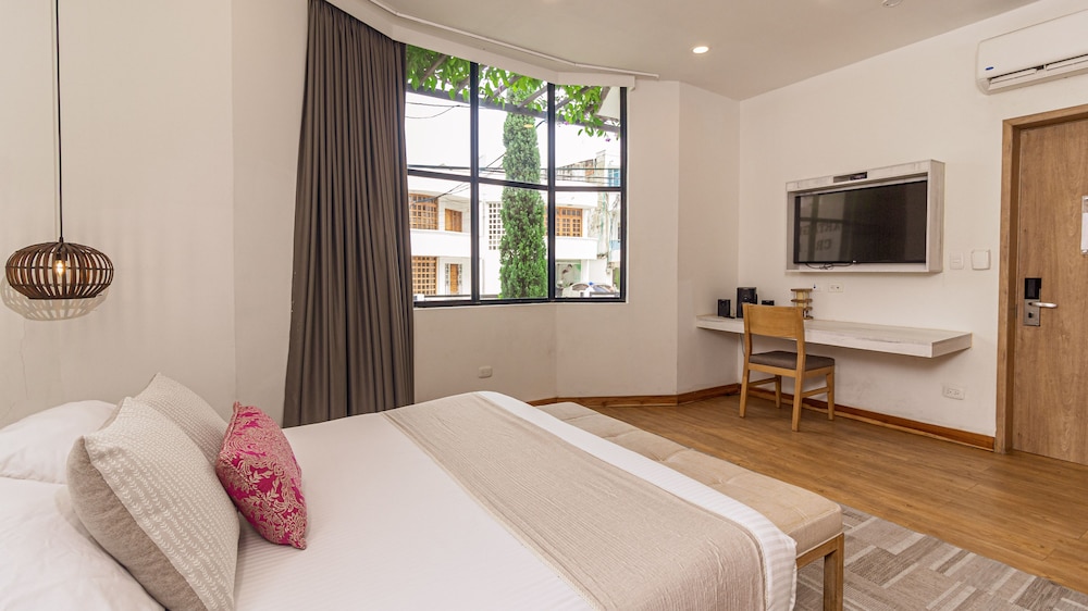 Standard Studio Suite photo 2