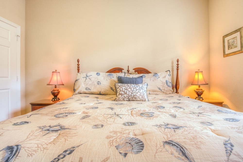 Apartment (2 Bedrooms)