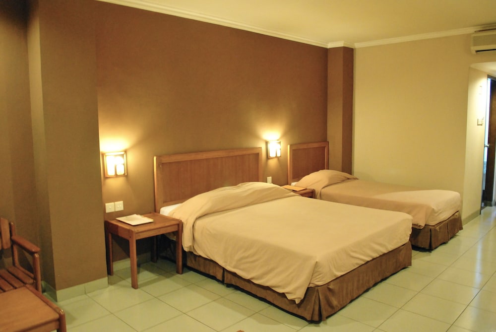 Business Room photo 2