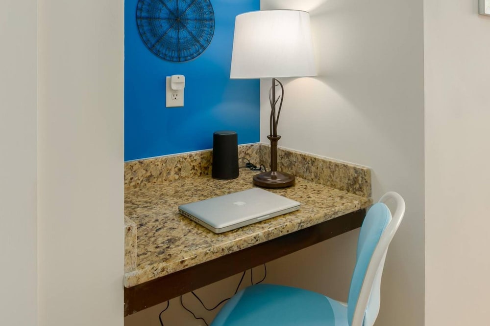 Apartment with Private Balcony, Wifi, Parking, 사진 14