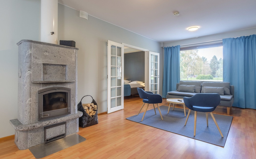 Two bedrooms apartment with sauna and fireplace (Annex building)