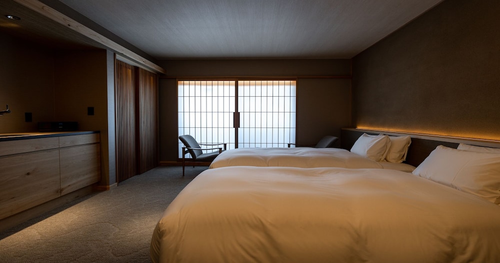 Superior Twin Room - Photo 2