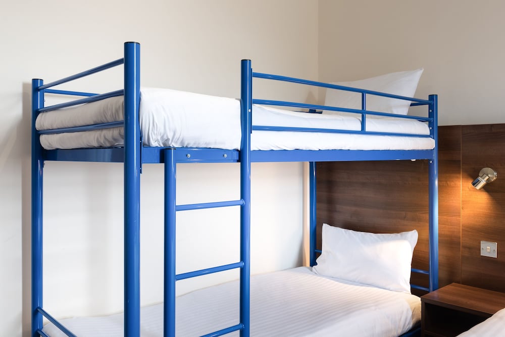Standard Room, Multiple Beds, Non Smoking photo 3