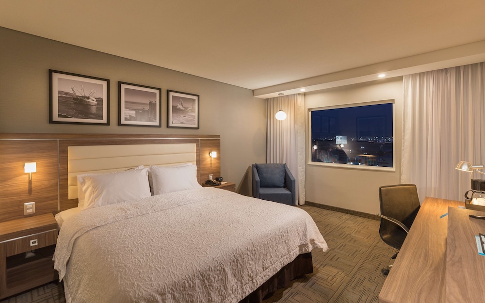 Room, 1 Queen Bed, Accessible photo 2