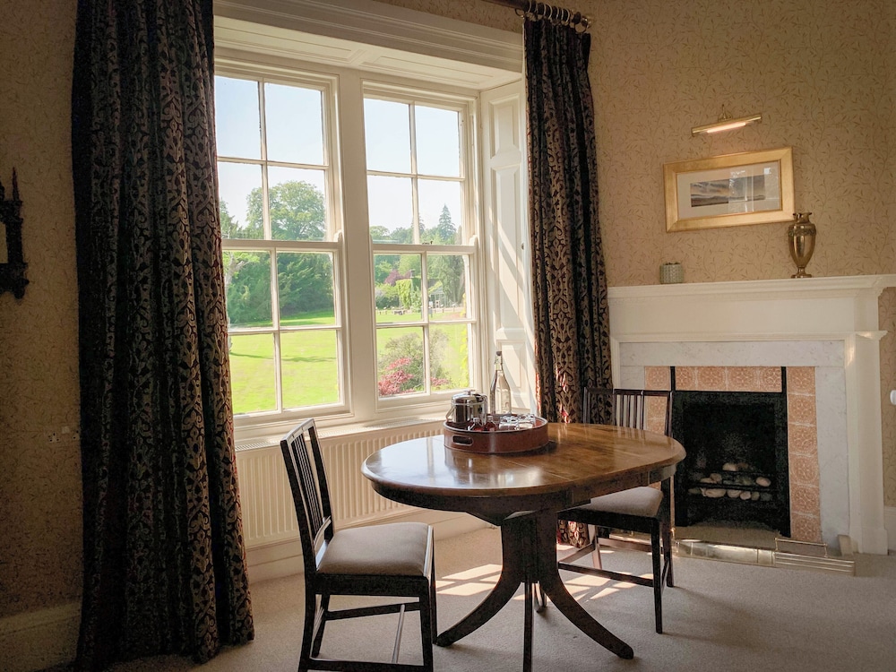 Bradford Signature Dukes Room photo 2