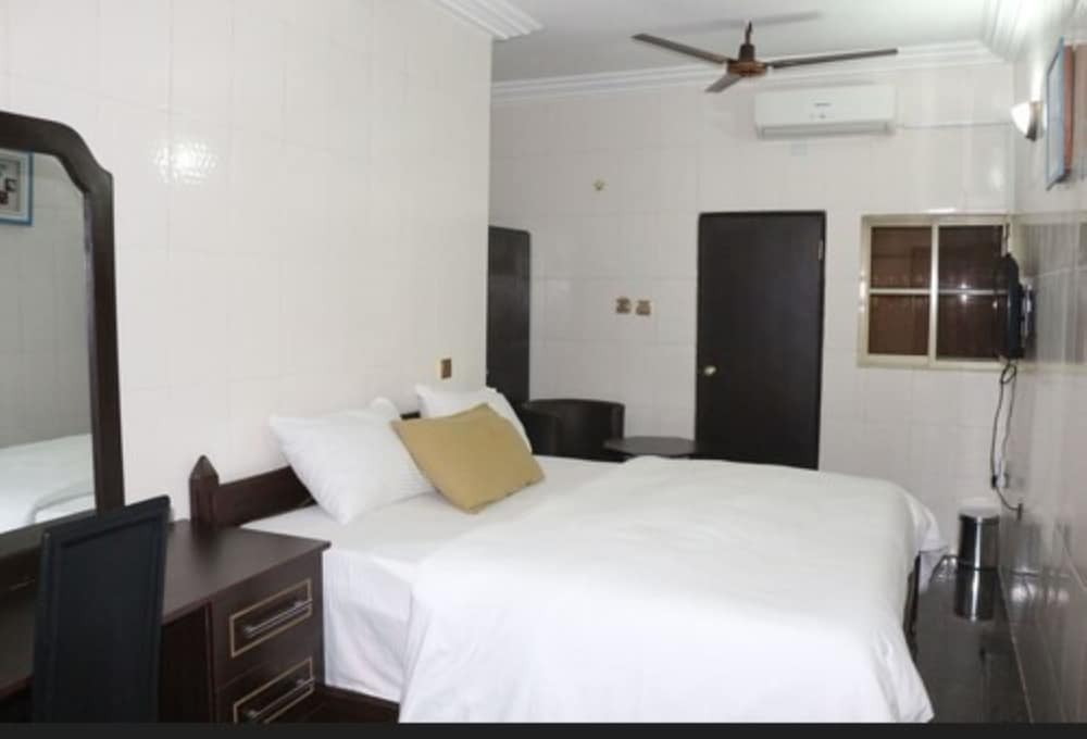 Standard Room photo 1