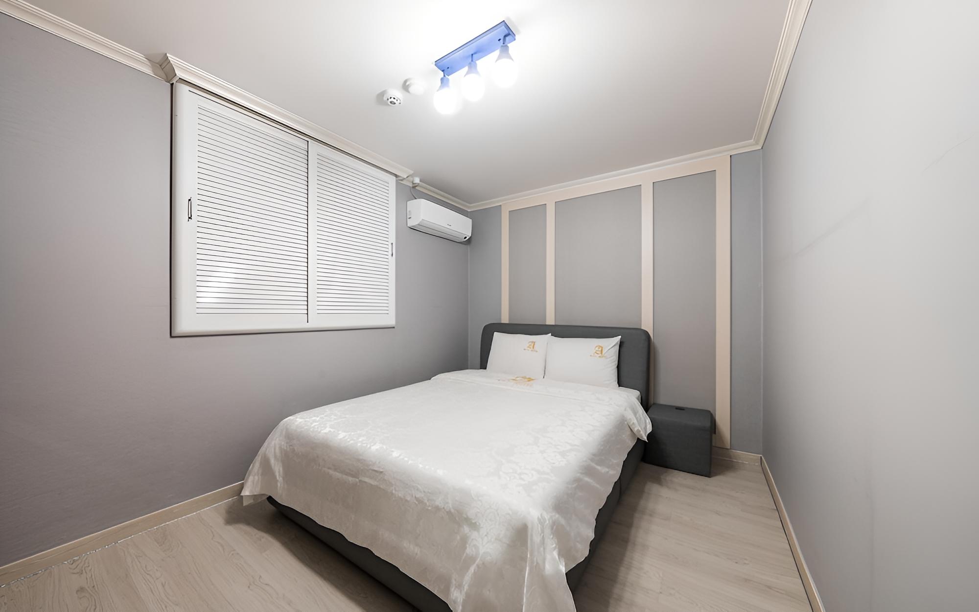 Room (Standard Room) - Photo 1