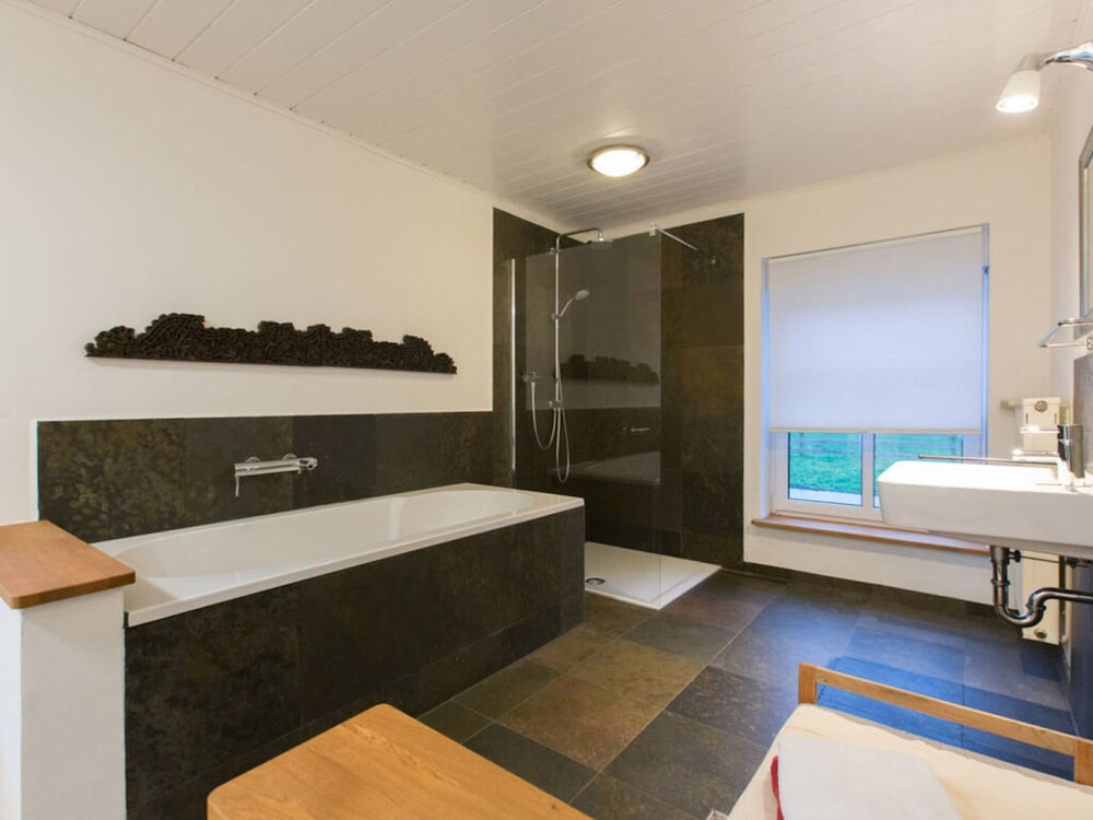 House photo 2