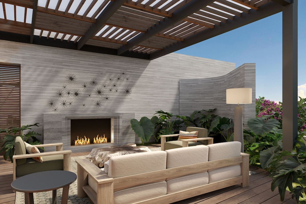 Grand Room, 1 King Bed, Terrace