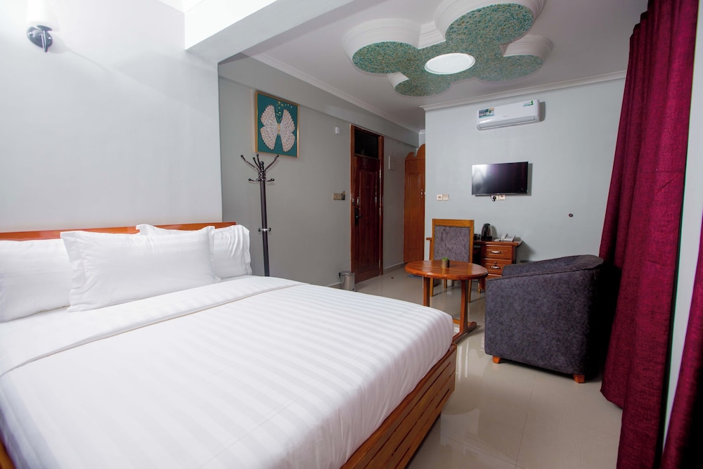 Deluxe Double Room, Balcony, Lake View