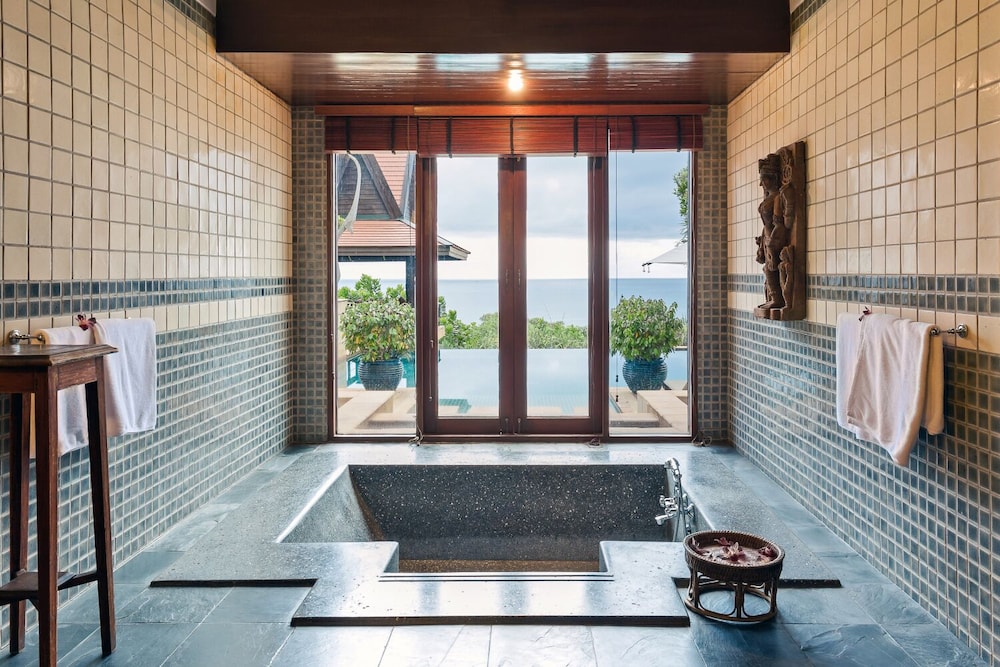 Villa photo 3