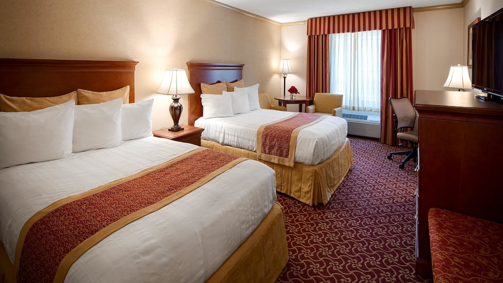 Deluxe Room, 2 Queen Beds, Non Smoking photo 1