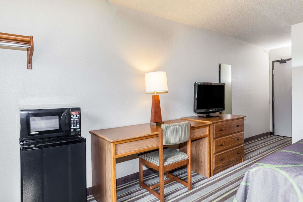 Room, Accessible - Photo 5