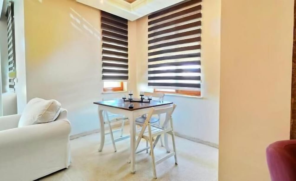 Deluxe Apart Buyuk Daire, Balkonlu photo 2