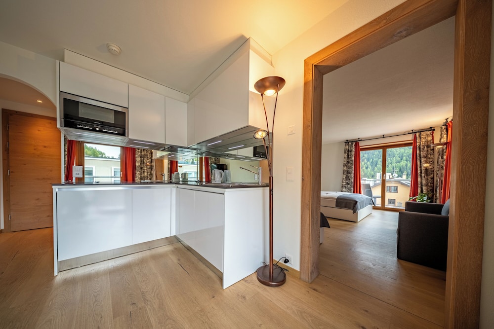 Standard Apartment, 1 Bedroom thumbnail 6