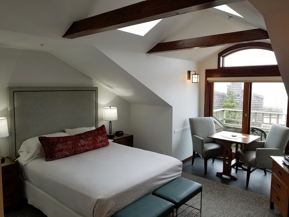 La Colina - Ocean View Queen Loft - Fireplace, Wetbar, Private Balcony photo 1