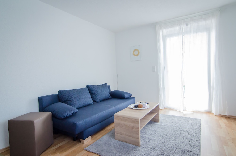 Deluxe Apartment photo 2