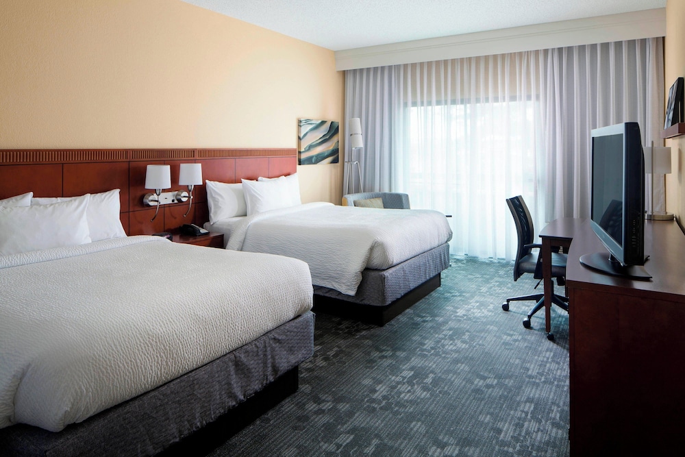 Standard Double Room, 2 Double Beds - Photo 1