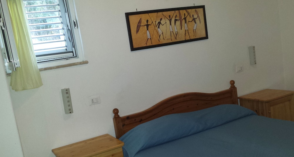 Economy Double Room photo 3