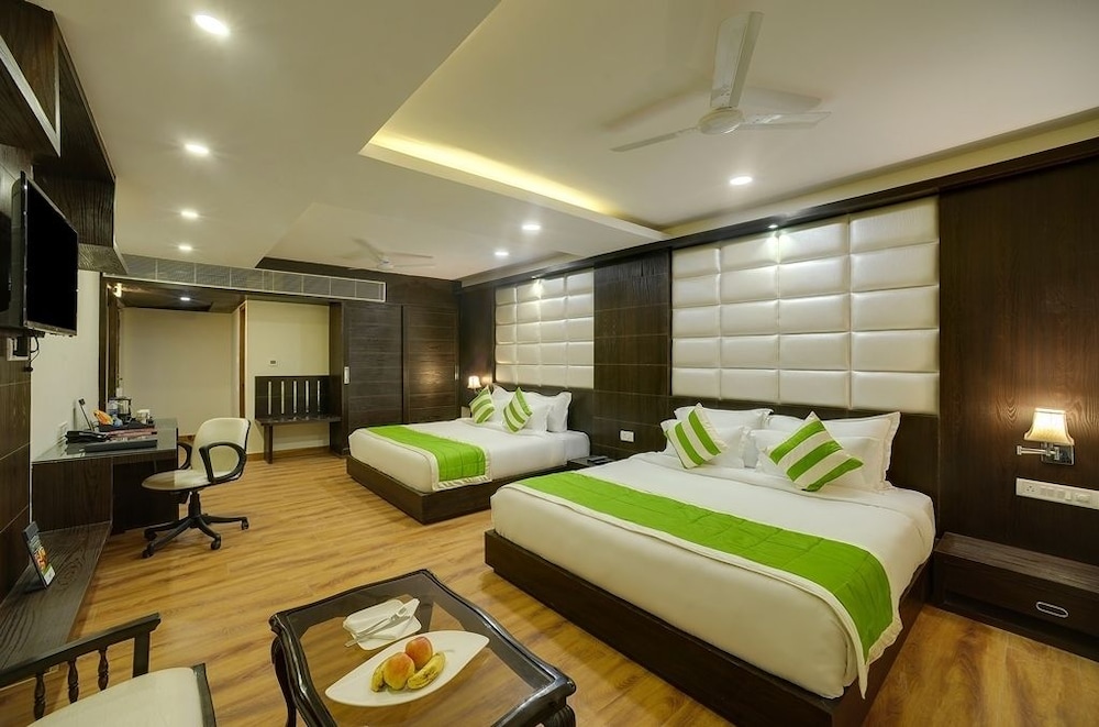Royal Family Suite photo 1