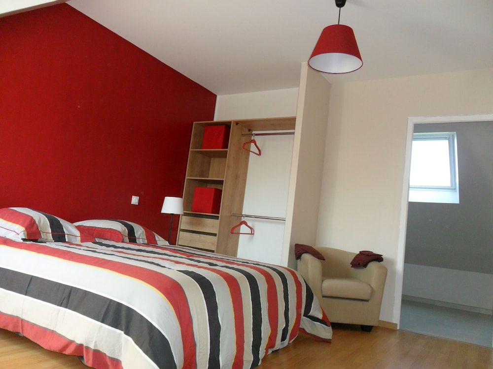 Comfort Suite, Multiple Beds, Non Smoking, Garden View photo 1