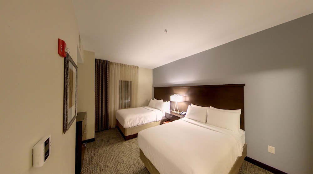 Suite, Multiple Beds