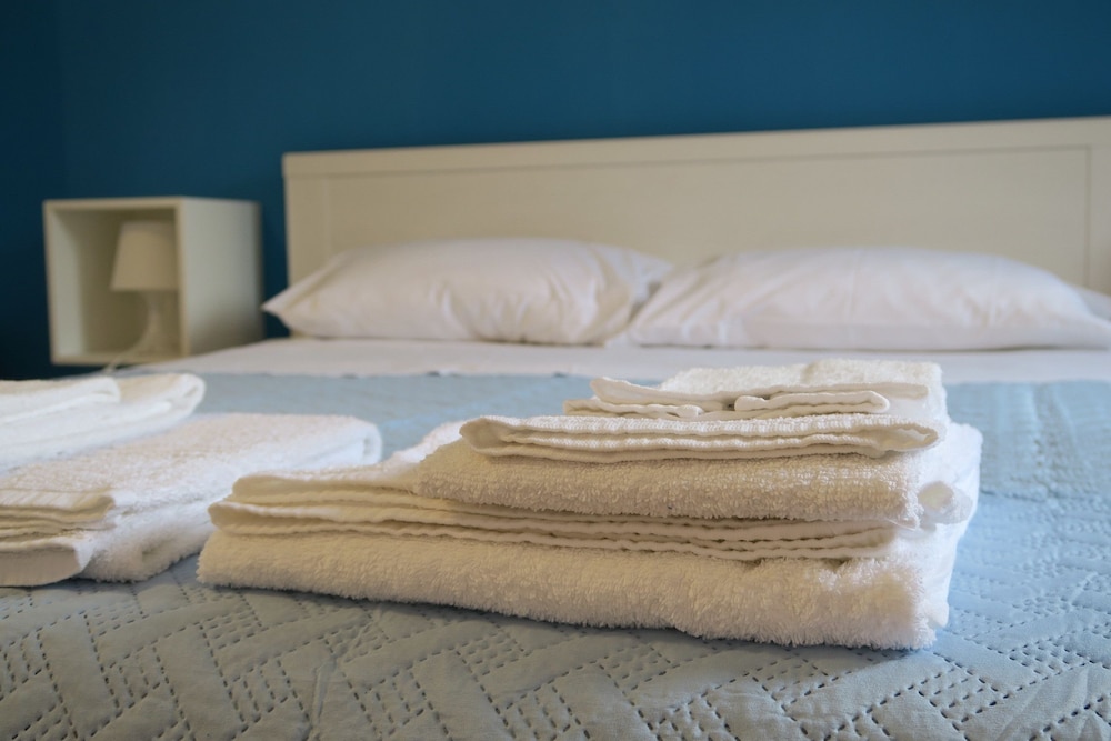 Double Room - Photo 5