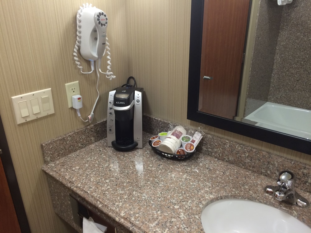 Suite, Non Smoking - Photo 11