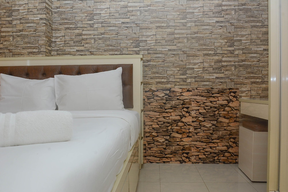 Room - Photo 4