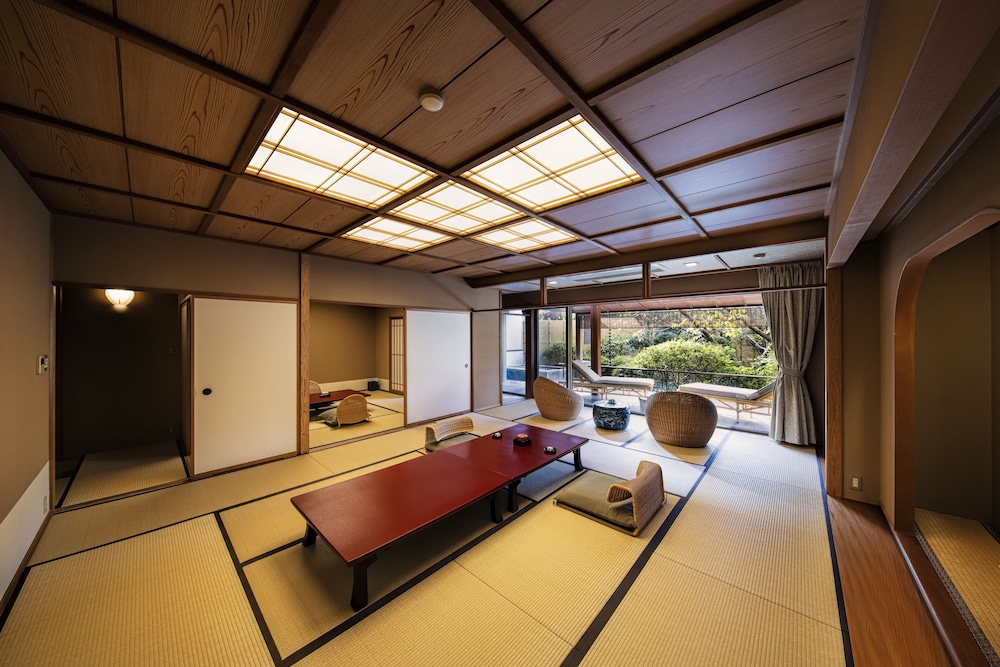Suite with 2 Open-Air Bath and Terrace [Ukifune, Yugiri] photo 3