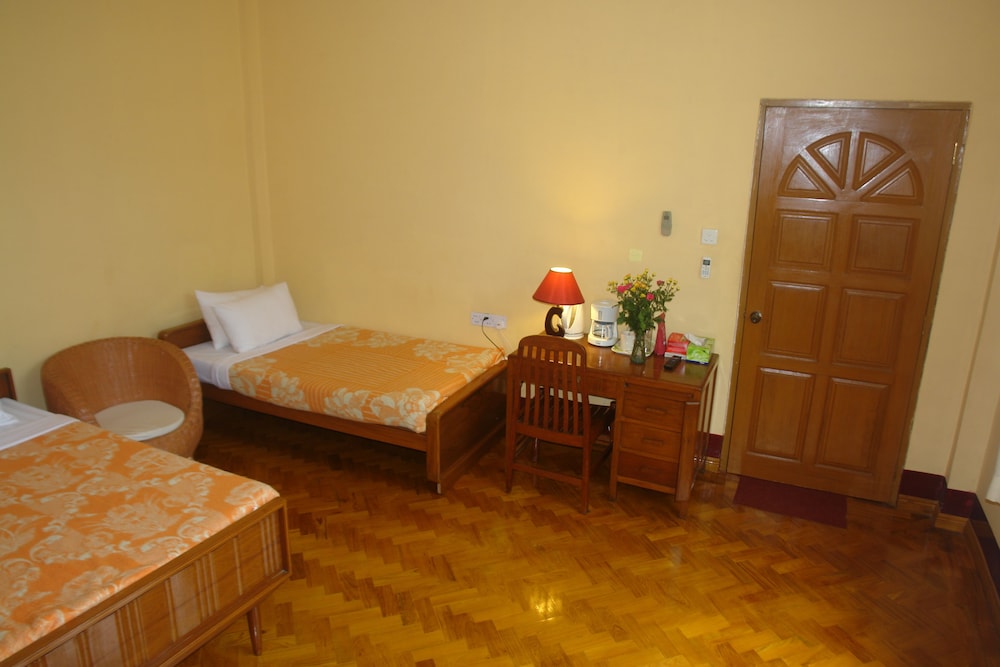 Standard Double Room photo 2