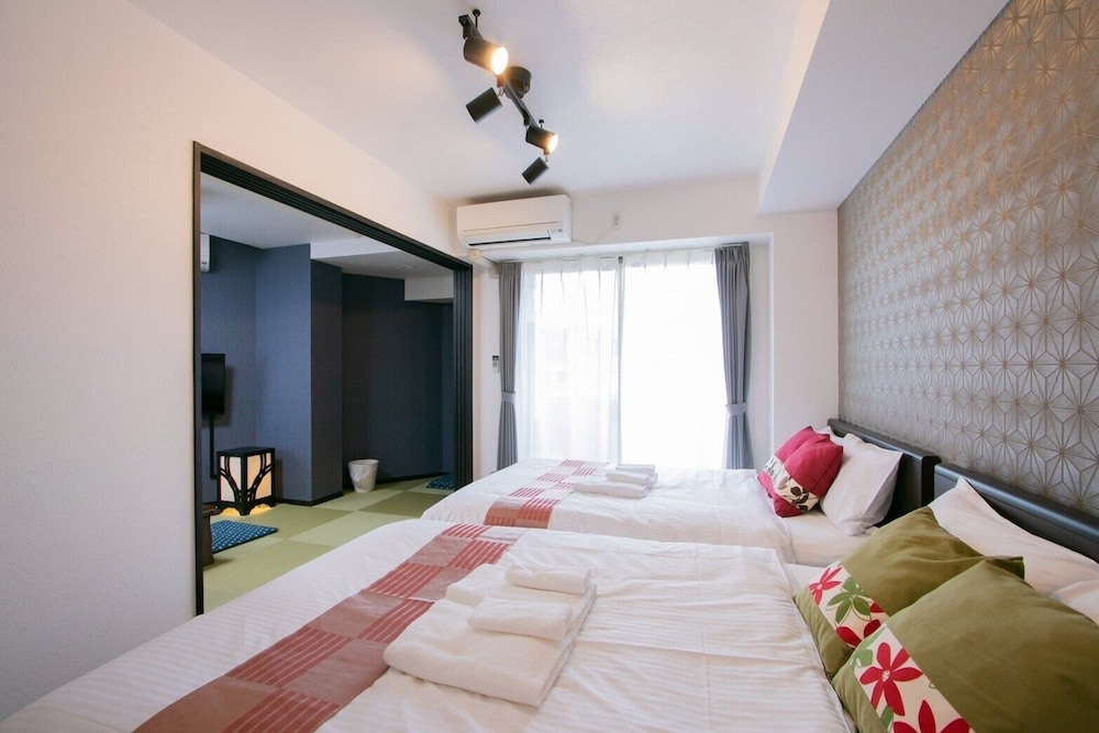 Executive Room, Multiple Beds, Kitchen photo 2