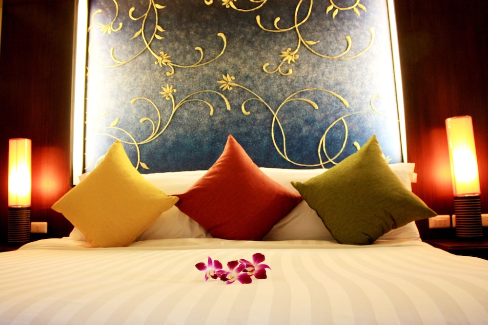 Orchid Deluxe Double or Twin Room photo 2