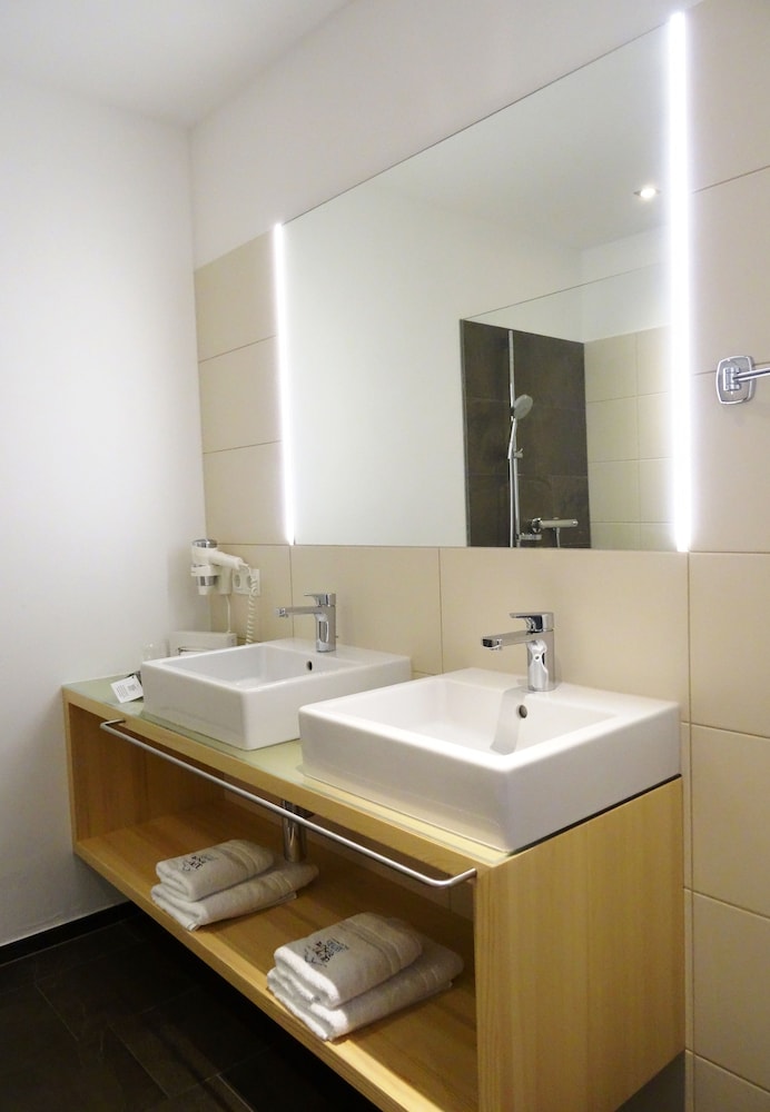 Exclusive Apartment, 2 Bedrooms, Terrace, Mountain View, photo 6