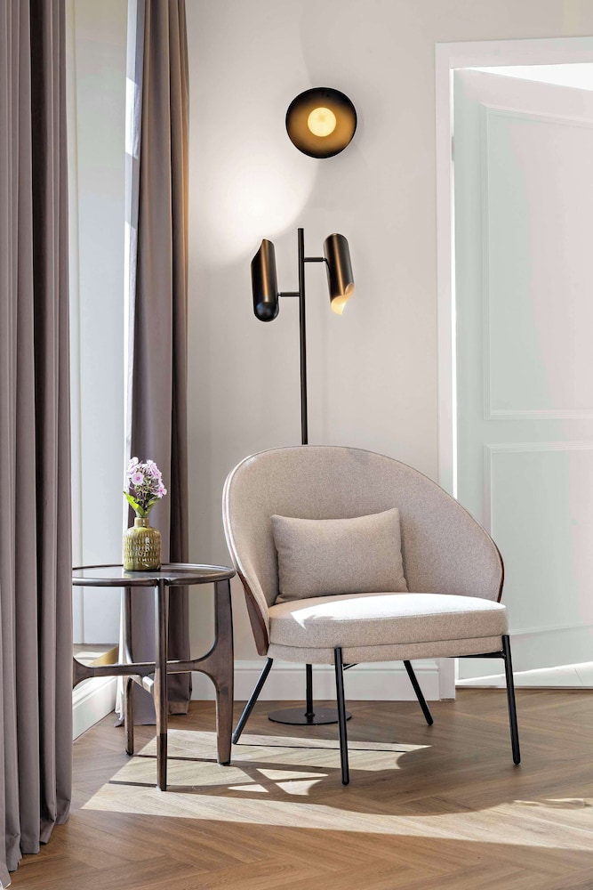 Superior Suite, Balcony, City View