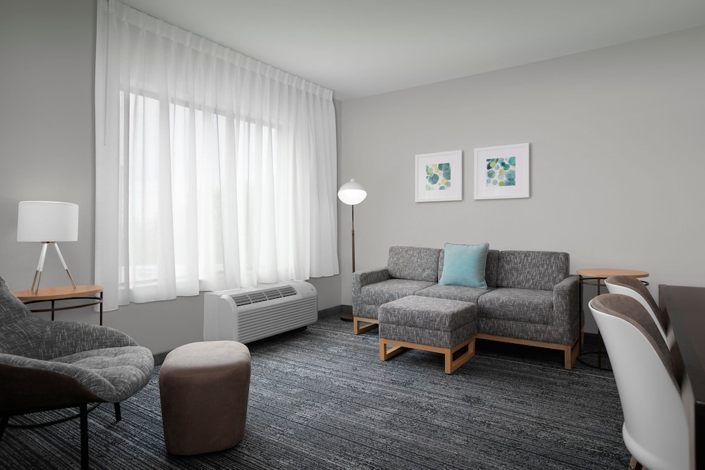Suite, 2 Bedrooms (Hearing Accessible) photo 2