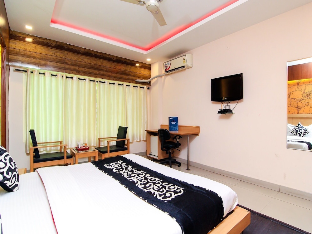 Deluxe Room - Photo 1