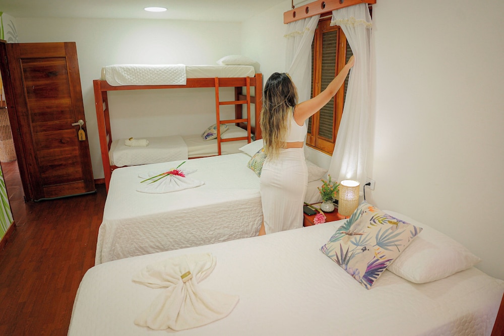 Family Quadruple Room, Multiple Beds, Private Bathroom, Garden View photo 2