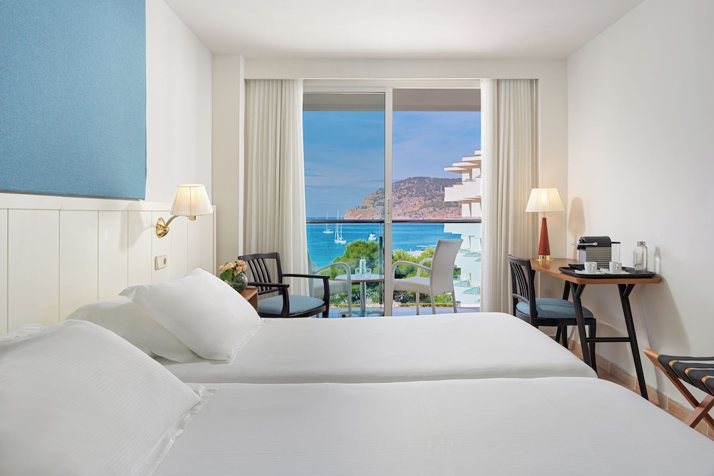 Superior Double Room, Sea View - Photo 1