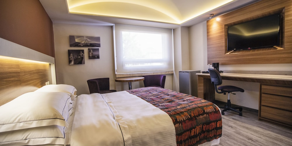 Basic Double Room